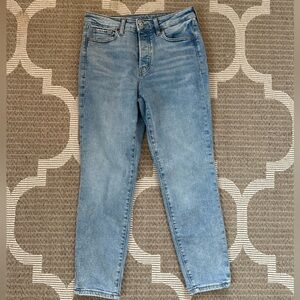 Old Navy women’s jeans 👖 size 6